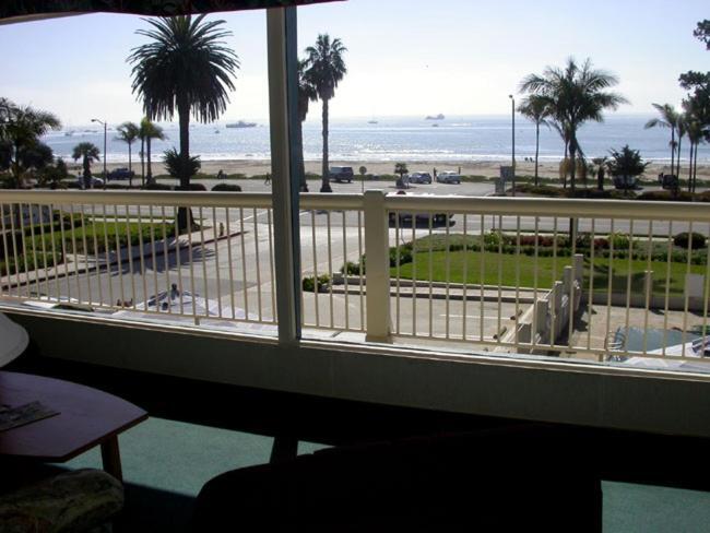 Cabrillo Inn At The Beach ซานตาบาร์บารา ภายนอก รูปภาพ